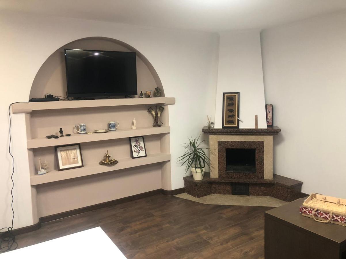 Friends Hostel Κισινάου Εξωτερικό φωτογραφία