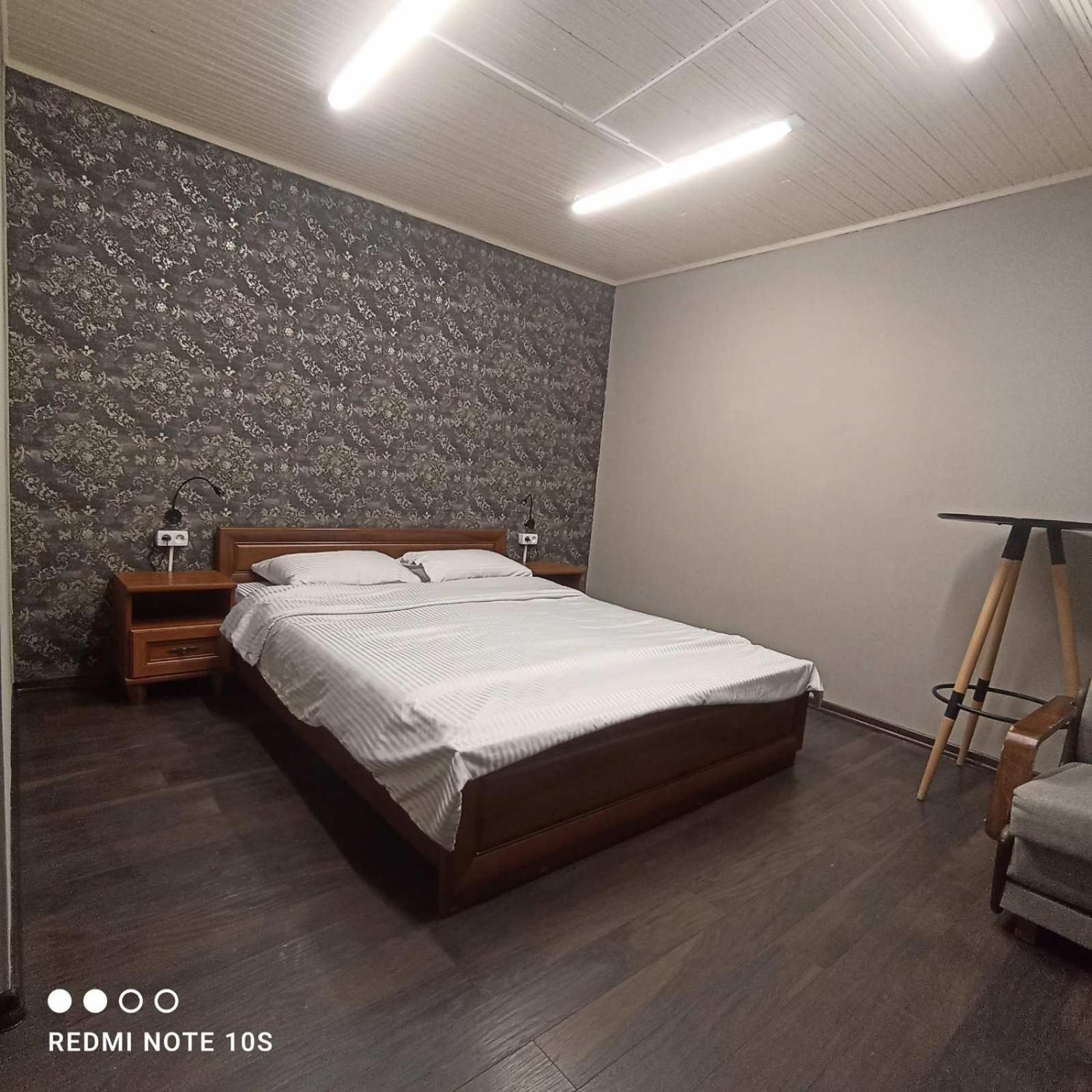 Friends Hostel Κισινάου Εξωτερικό φωτογραφία